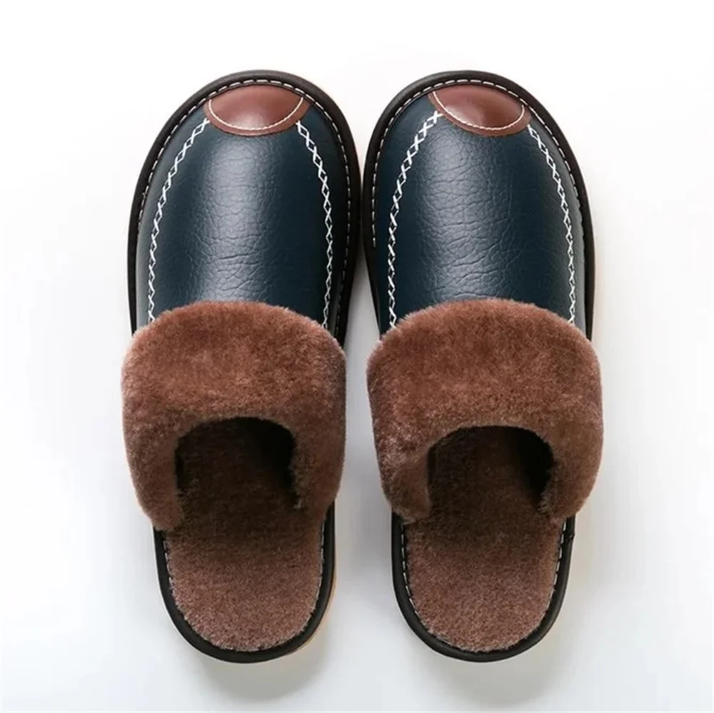 

Winter Indoor Slippers 2021 New Soft Bottom Non-Slip Plus Plush Couple Warm Shoes Larged-Size 35-44 Waterproof Bathroom Slipper