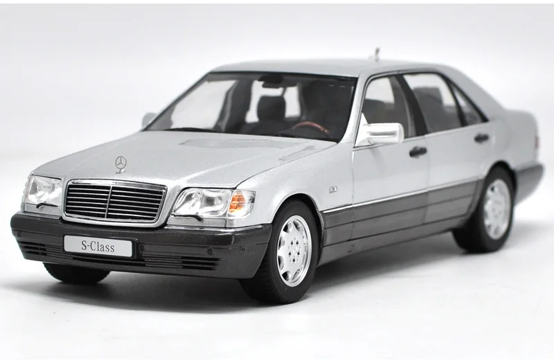 Оригинальная Авторизованная аутентичная 1:18 литая под давлением S600 S