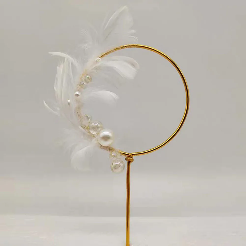 Кольцо с перьями и искусственным жемчугом украшение для торта романтическое