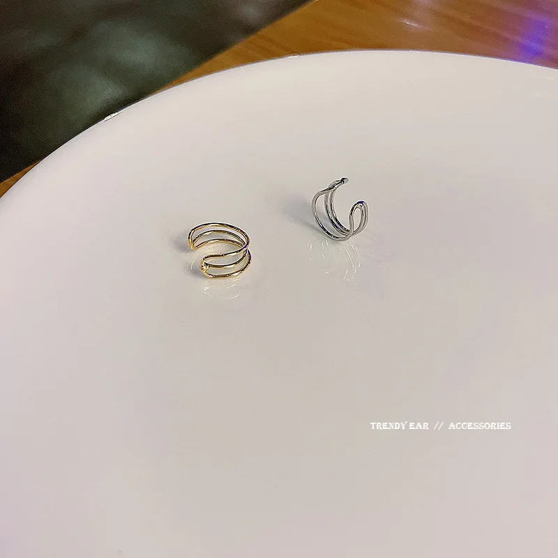 

2021 New Trend Ins Style Round Clip Earrings Simple Luxury Jewellery for Woman C Shape Classic Metal Earrings Korean Fashion