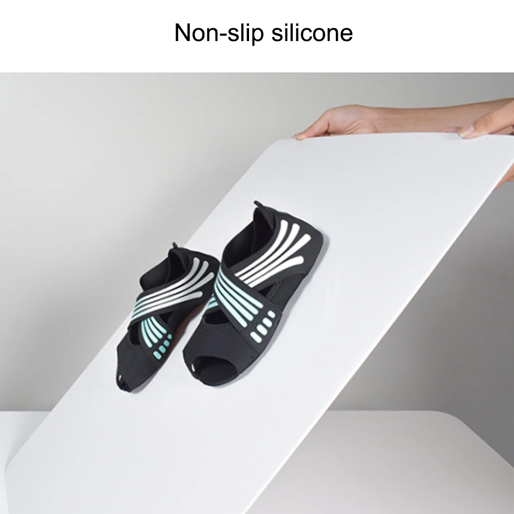 

Anti-Slip Fitness Dance Pilates Socks Professional Indoor Yoga Sock Five Toe Backless Fitness Ballet Ladies Socks