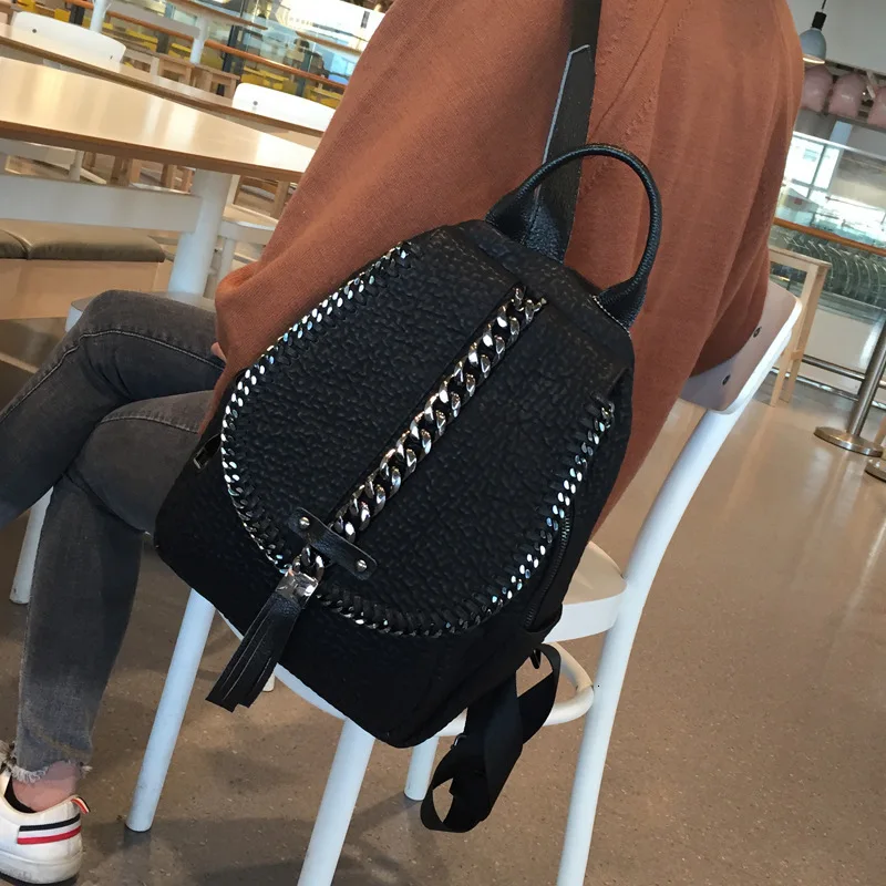 

ins Genuine Leather New Chain Bag Women Leather Backpack School Bags For Ladies Travel Backpacks Large Capacity Bagpack Mochila