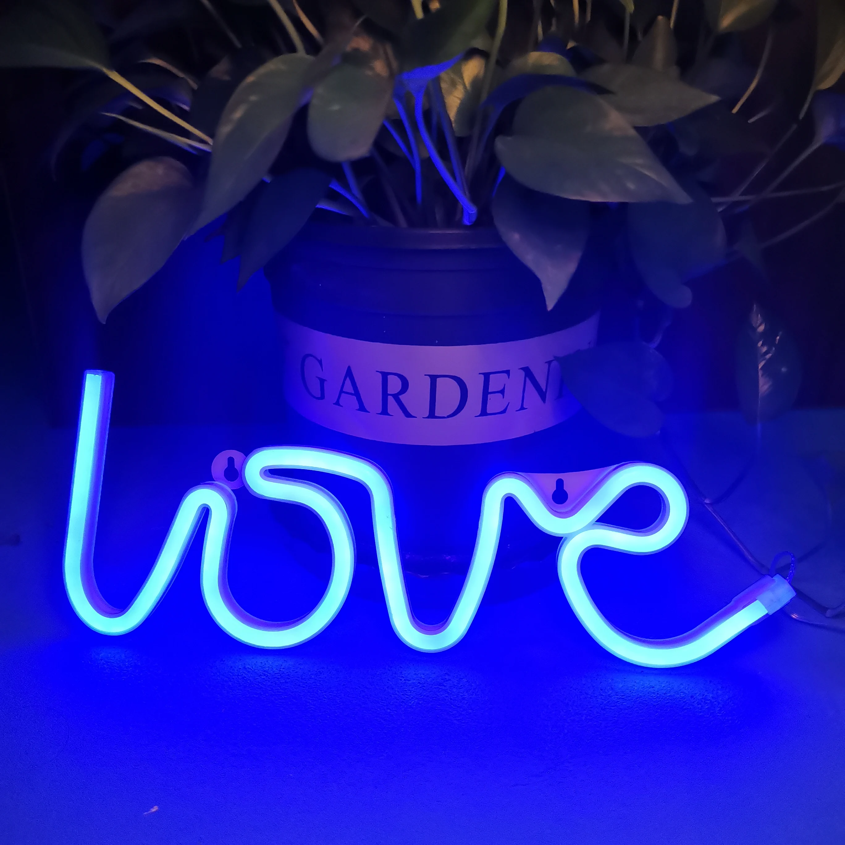 

LED Neon Lights Love Shape Night Light Sign Lamp Battery USB Double Powered Nightlight for Indoor Christmas Wedding Birthday