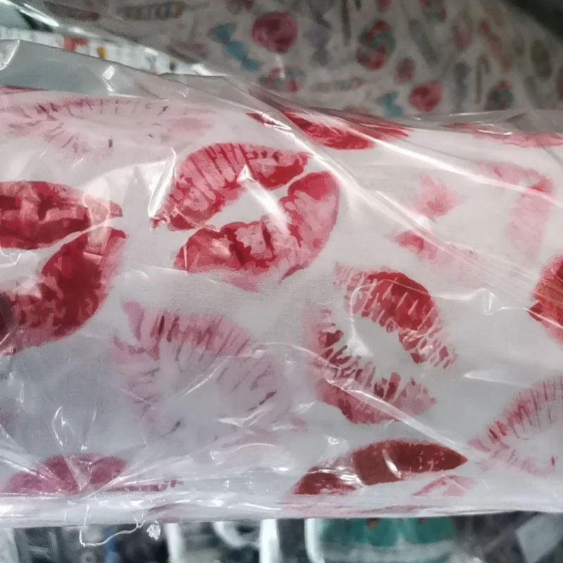 

Viaphil 100% Cotton Fabric Brand New Sexy Lip Printed Sewing Cloth Dress Clothing Textile