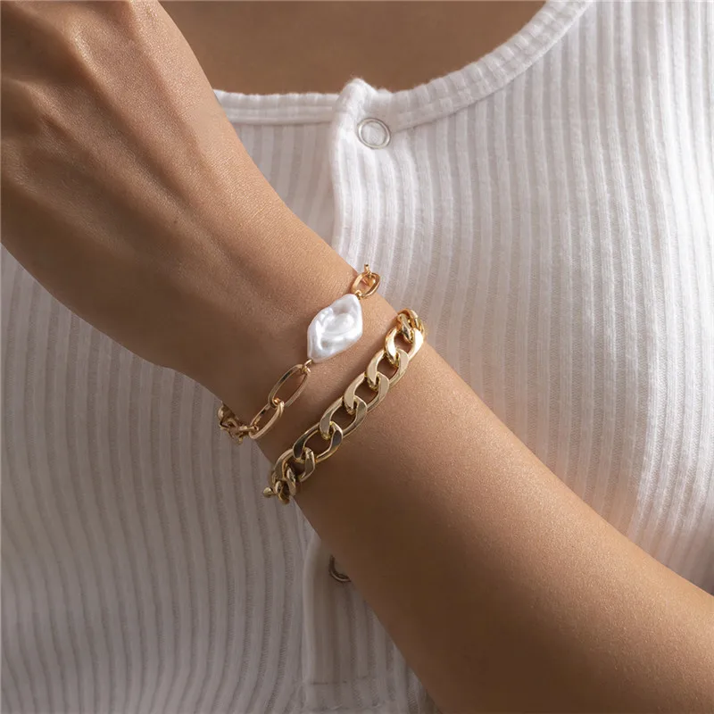 

2021 Baroque Irregular Pearl Couple Chain Bracelets for Women Vintage Wedding Punk Chunky Lock Charm Bangle Jewelry 2Pcs/Set