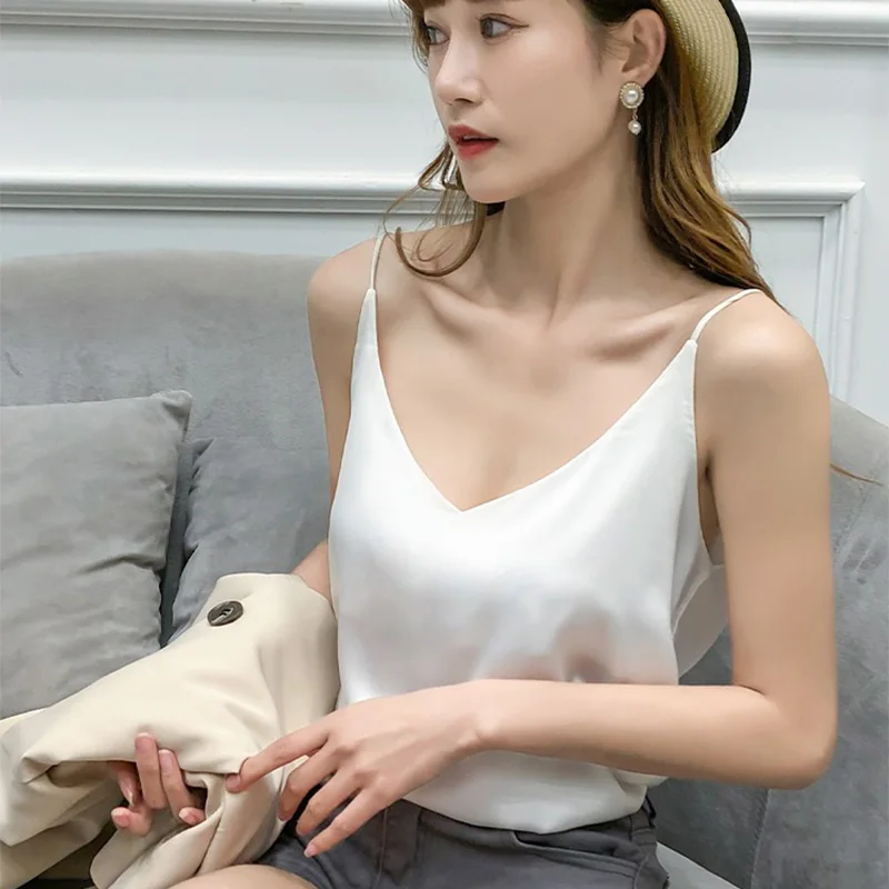 

ECTIC2021 Spring/Summer Sexy V-Neck Western Sleeveless Top Casual Refreshing Skin-Friendly Solid Color Loose Sling Top Women