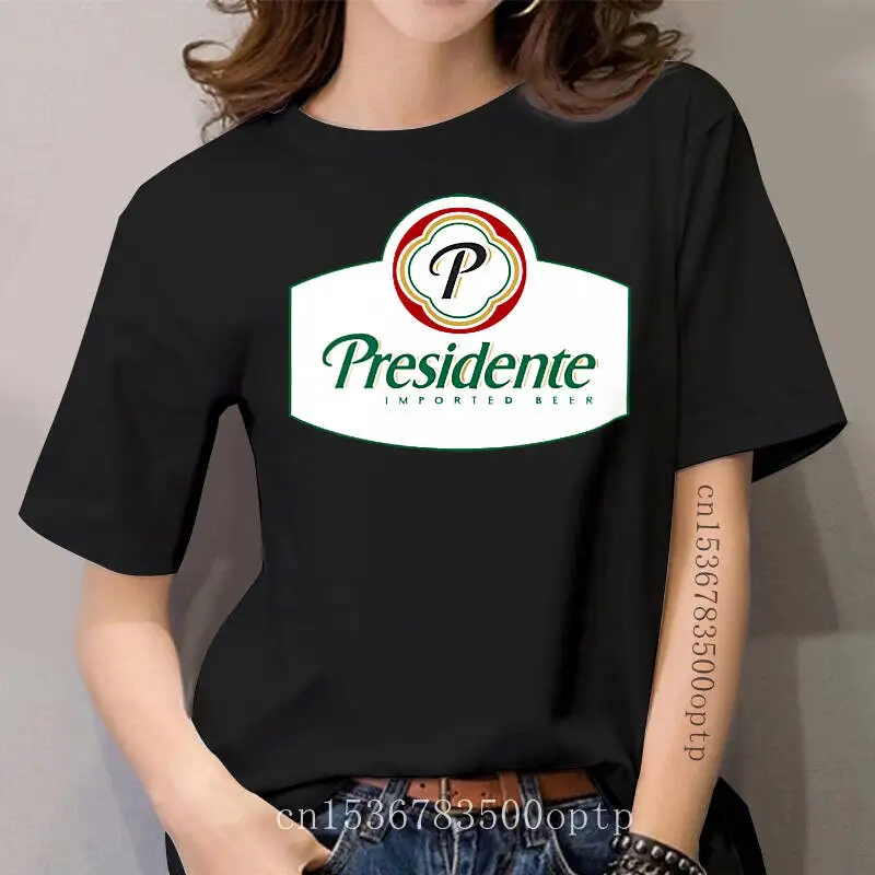 Новая женская футболка с изображением Карибского пива и питьевой женщины |