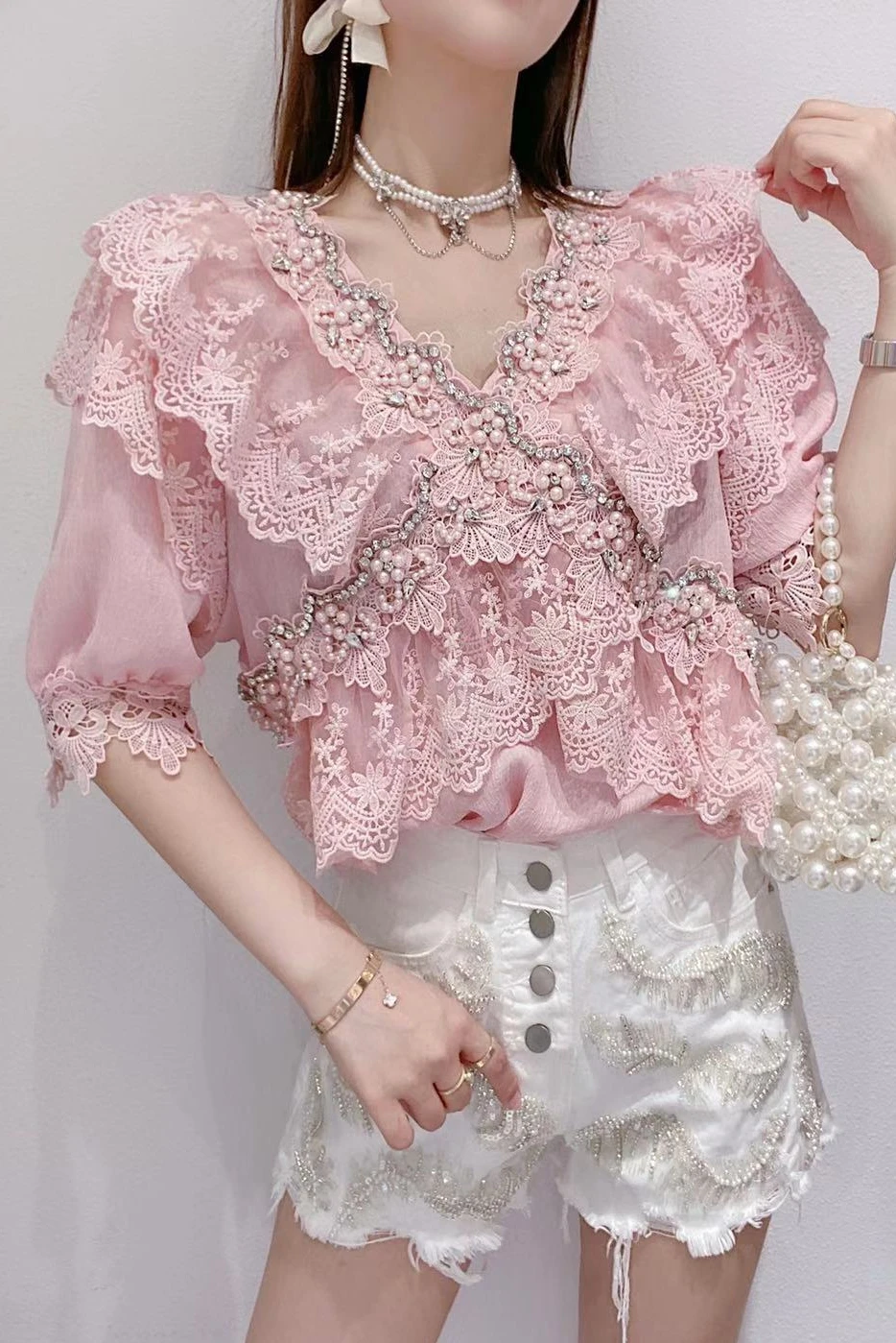 

Women's Sweet Sexy V-neck Puff Sleeves Shirt Flower Beaded Lace Ruffled Stitching Print Blouse Fashion New All-matching Top