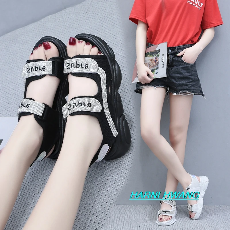 

Trendy Summer Ladies Wear-resistant Non-slip Thick-soled Slippers Fashion Women's Shoes Outdoor Walking Girls Sandals Size 35-40