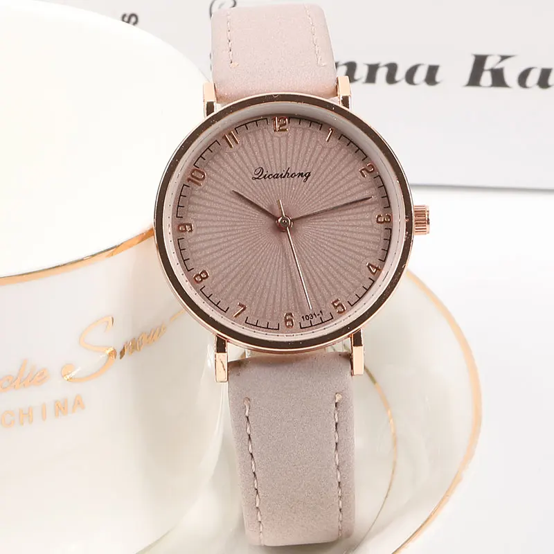 Light pink Новинка года. Повседневные женские часы. Часы с кожаным ремешком - Цвет: Light pink