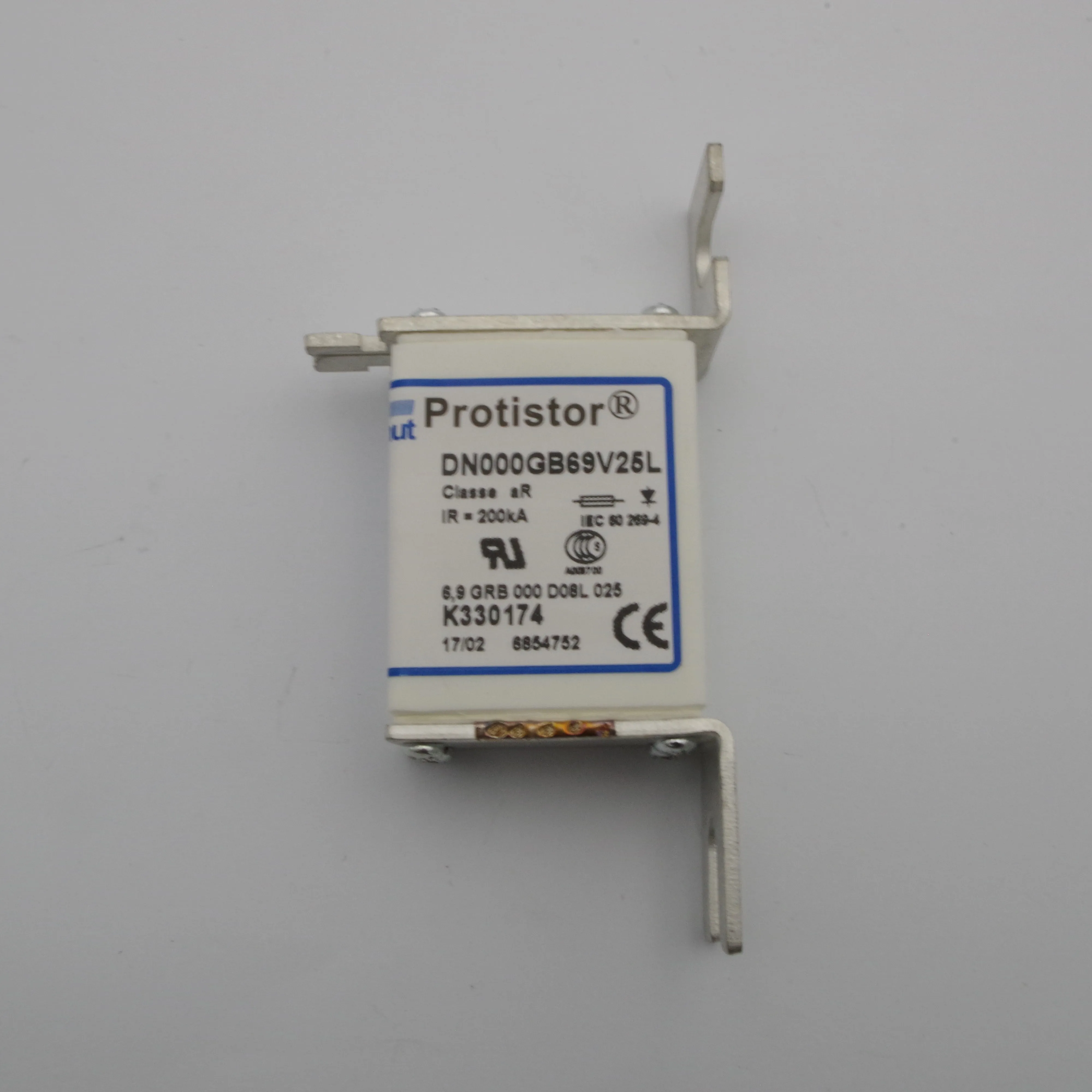 

DN000GB69V25L Thermal Fuse 25A 690V Ceramic Fuse for Cable and Wire Protection