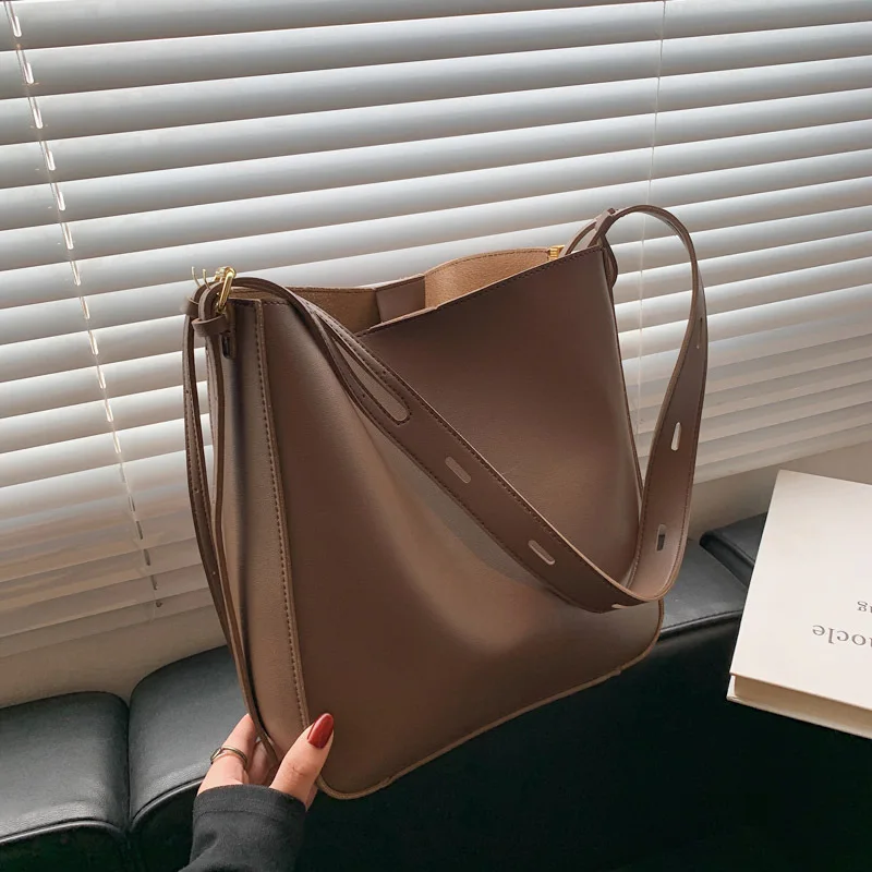 

High Quality Ladies Shoulder Bag2021New Autumn Soft Leather Handbag Tote Bucket Bag Large Capacity Single Shoulder Messenger Bag