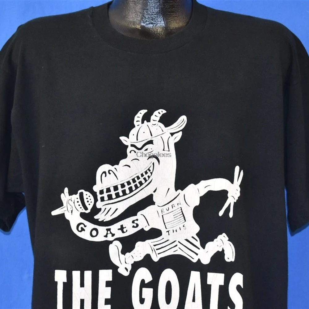 Футболка с изображением драже Буша из коз в стиле 90-х годов очень большая |