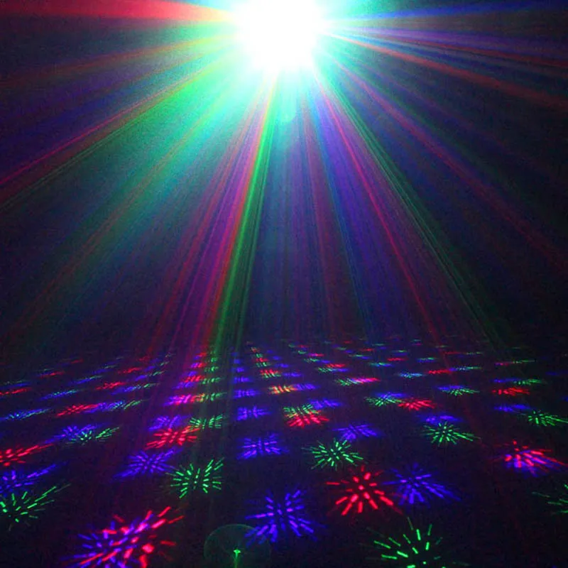 RGB Душ открытый движение звезды Лазерная лампа дистанционного Рождественские огни Сад водонепроницаемый IP65 Рождество праздничное украшение для дома