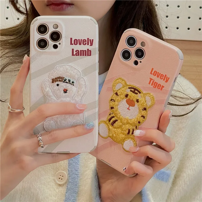 

Embroidery Cartoon Tiger Lamb Phone Case For iPhone 13 12 11 Pro Max X XR XS Max 7Plus 8Plus Soft TPU Silicon Back Cover