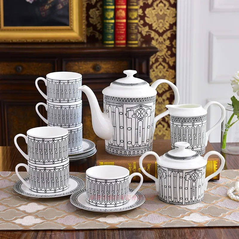 

Golden Top Grade Bone China Coffee Cup European Tea Cup Set And Saucer Afternoon Tea Coffee Drinkware