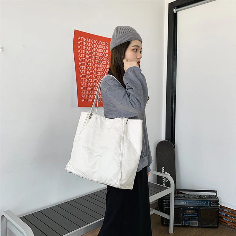 

Large Capacity Shoulder Bag for Female 2021 Soft Leather Solid Color Tote Women Brand Design Fashion Casual Shopping Handbag