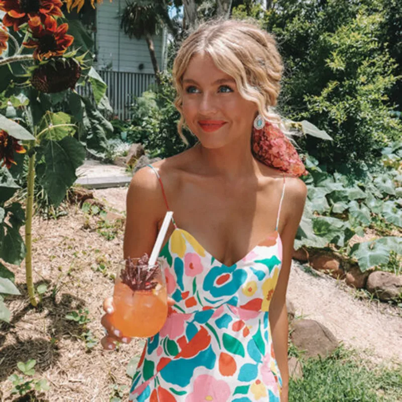 Женское шифоновое платье-макси с V-образным вырезом без рукавов | Спорт и