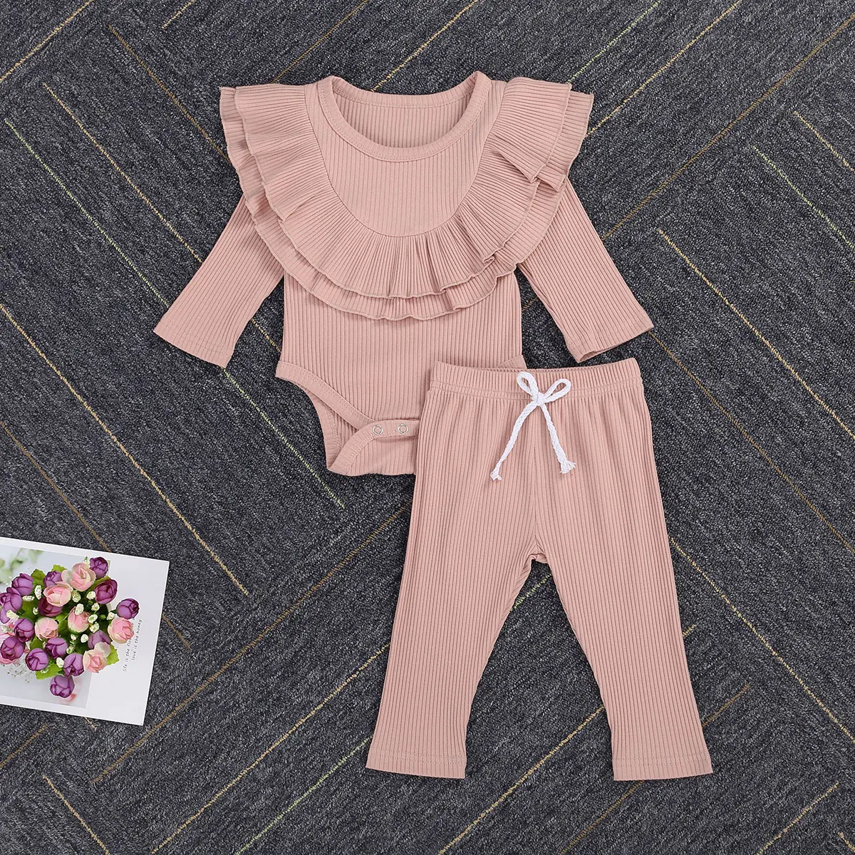 2 шт. двухслойный комбинезон с длинным рукавом и оборками + брюки на шнуровке |