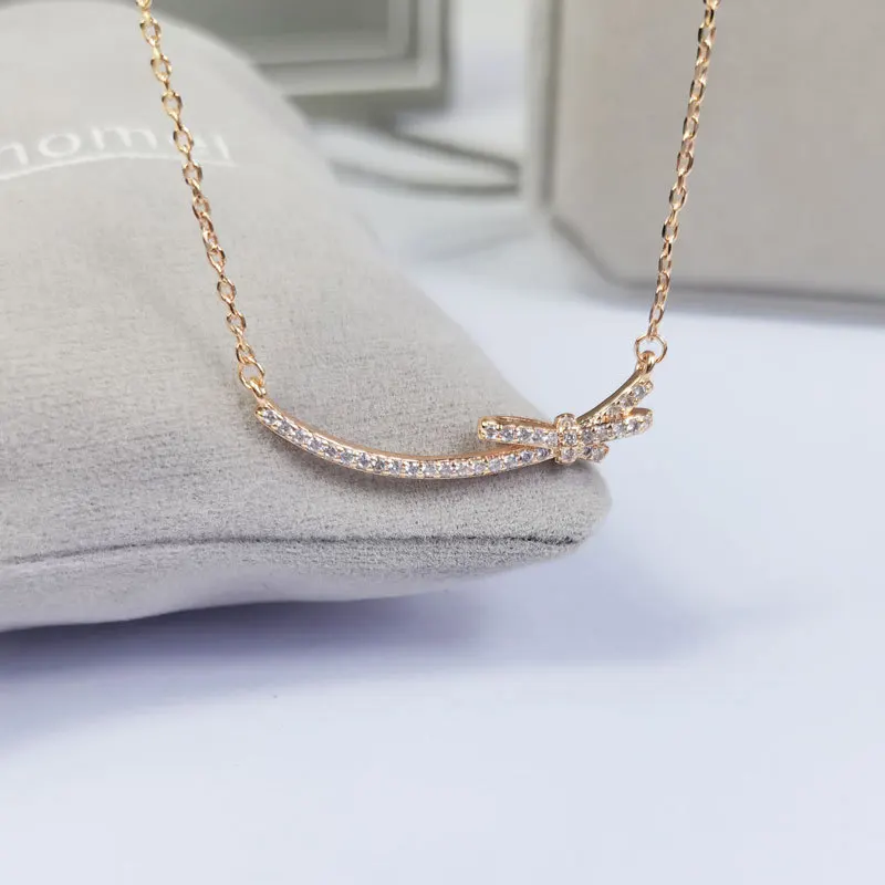 

Hot Sale Smile Bow Necklace Women's Light Luxury Fashion Jewelry Inlaid Zircon Smile Clavicle Necklace