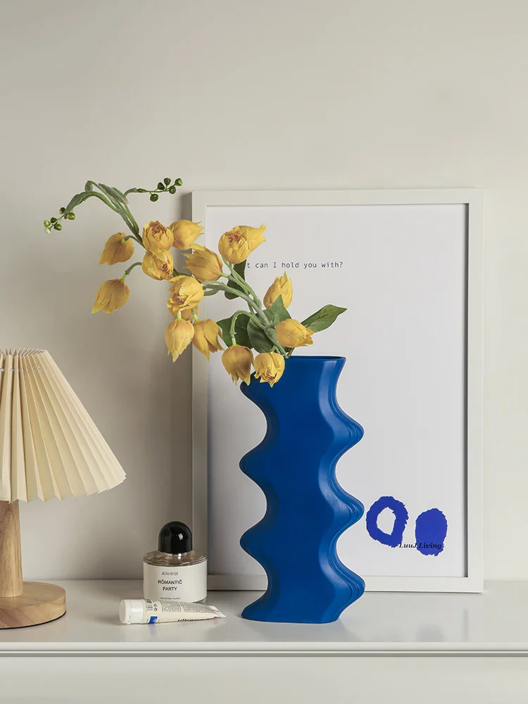 

Klein Blue Ceramic Wine Cabinet Flowers Vase Pot Home Decor Study Dining Table Vase Porcelain Sculpture Living Room Vases Gifts
