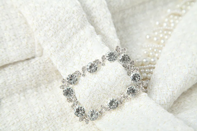 

European and American women's wear 2020 winter new style Long sleeve lapel Double-breasted beaded belt Fashionable tweed coat