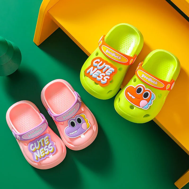 

Children's Slippers Cute Girl's Soft Bottom Anti Slip Hole Shoes Boy's Beach Shoes Baby's Baotou Sandals platforms
