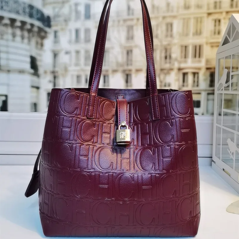 

Famous Luxury Brand 100% Genuine Leather Embossing CH Letter Tote Bag for Women Purses and Handbags Single Shoulder Buckets Cc G