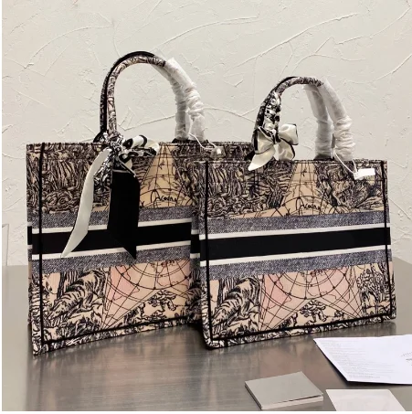 

Top Quality 2021 Newest Designer Brand Bags Luxury Bags Women Genuine Leather Handbags Fashion Shoulder Bags Crossbody Bag