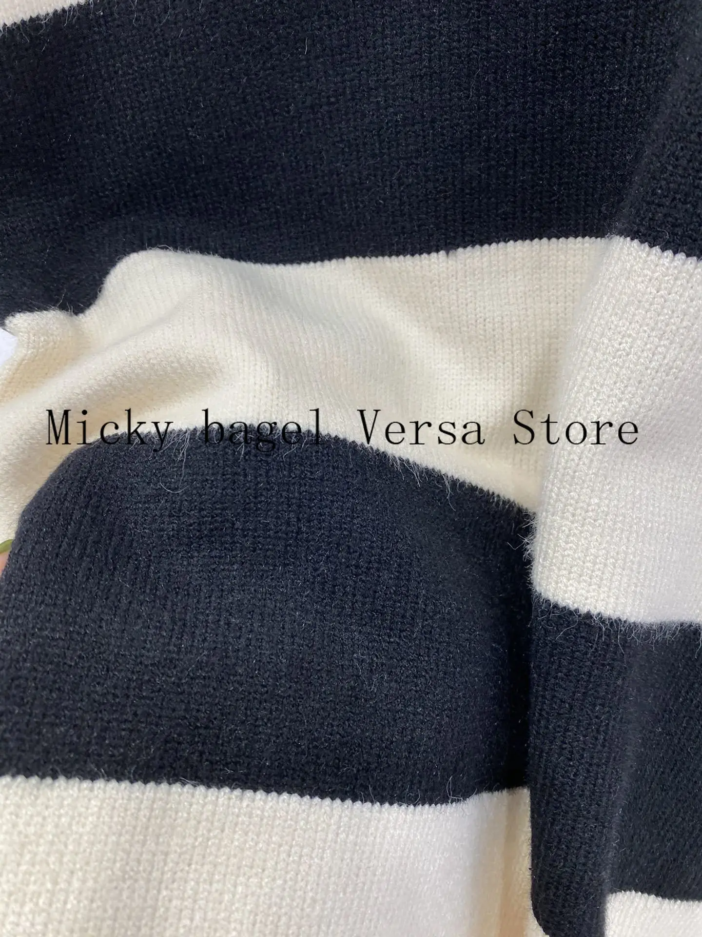 

21 luxury brand black and white stripe printing fashion women's temperament Navy collar versatile casual knitted sleeveless vest