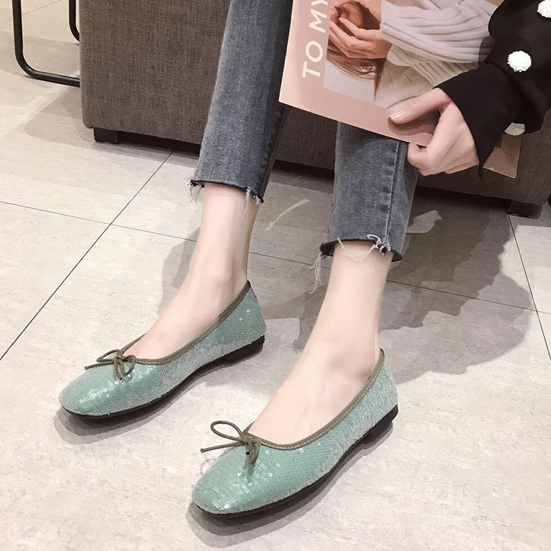 

2020 Ladies Flat Shoes Singles Shoes Women's High Quality Mature Comfortable Outdoor Walking Women's Shoes W33-51