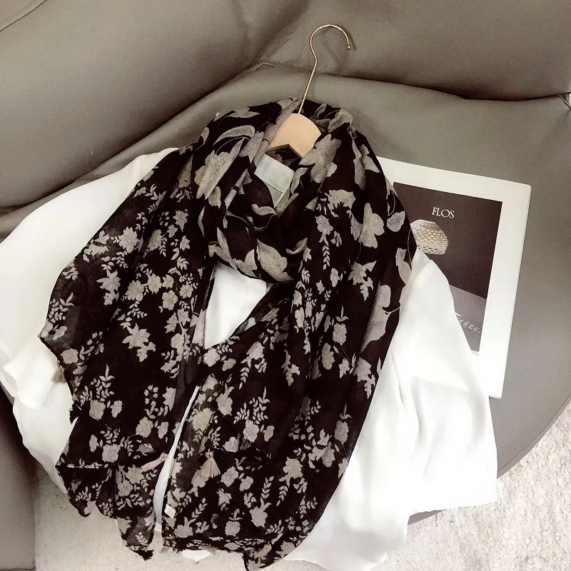 

Fashion Women's Chiffon Colorful Printed Sweet Cartoon Cat Kitten Scarf Graffiti Style Shawl White