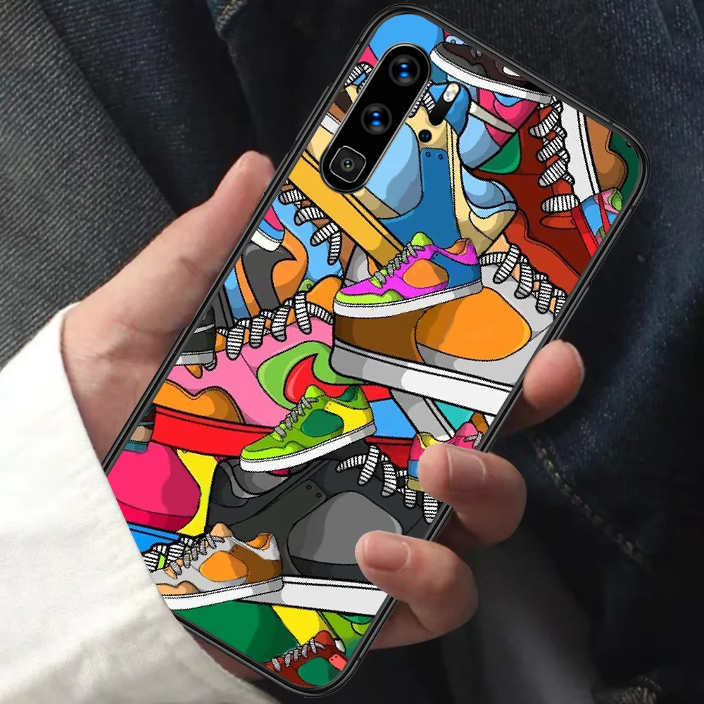 

Luxury Brand Sneakers Shoe Box Phone Case For HUAWEI P 9 10 20 30 40 Lite smart Pro Z 2019 Nova 5T 6 7 i black Cover Fashion