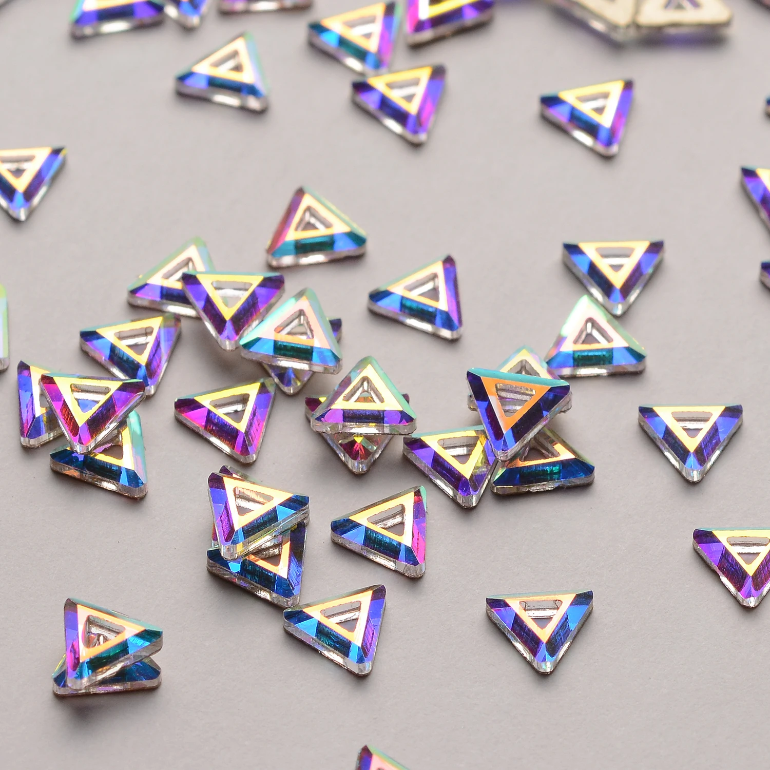 Triangle hollow-7mm 30pcs Golden Back AB Color Flatbacks No-Hotfix Rhinestones CRYSTAL Nail Art Crystal Flat Back Rhinestones For Nails - Цвет: Triangle hollow-7mm