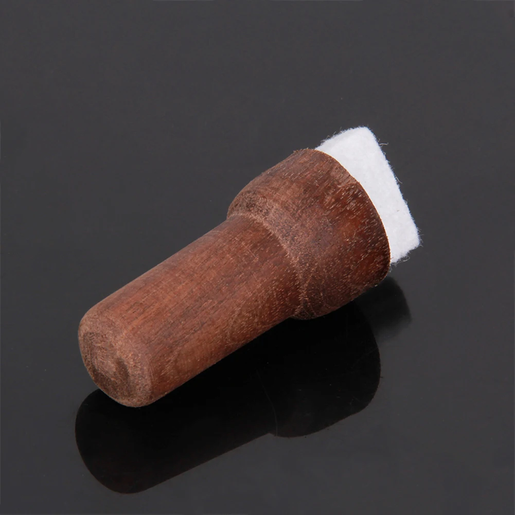 

Electric Guitar String Wooden Cleaner Brush Guitarra Bass Ukulele Violin String Instrument Body Cleaning Tool Guitar Accessories