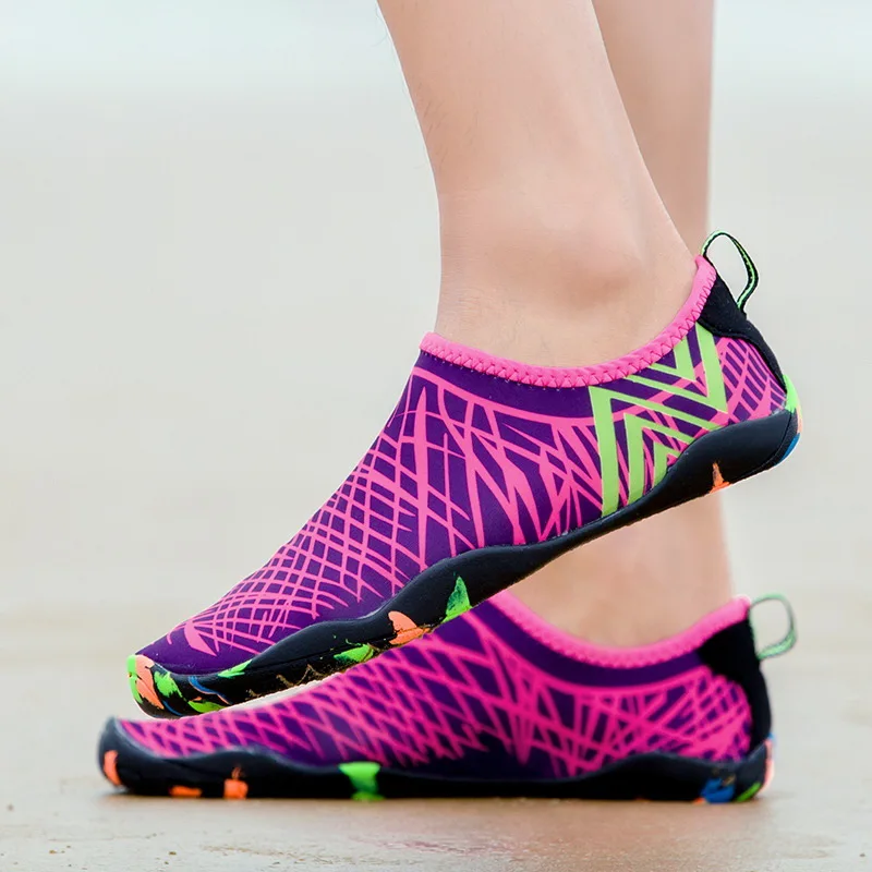 

Size 35-46 Unisex Sneakers Swimming Shoes Quick-Drying Aqua Shoes and children Water Shoes zapatos de mujer Beach water shoes