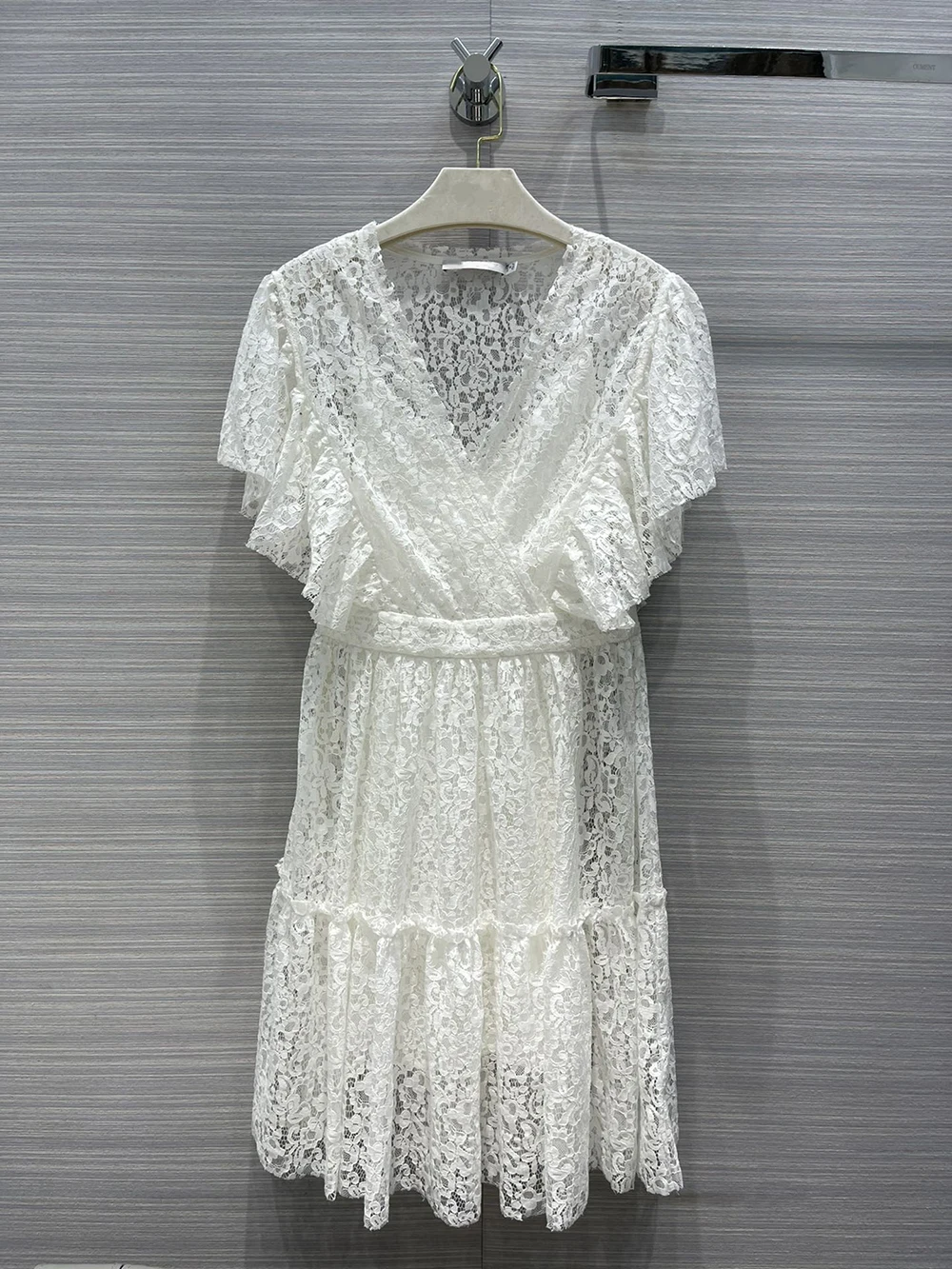 

2021 Spring Fashion Water soluble Lace Two-piece Dress Shoulder Lotus Leaf Lace Sleeve Dresses Women