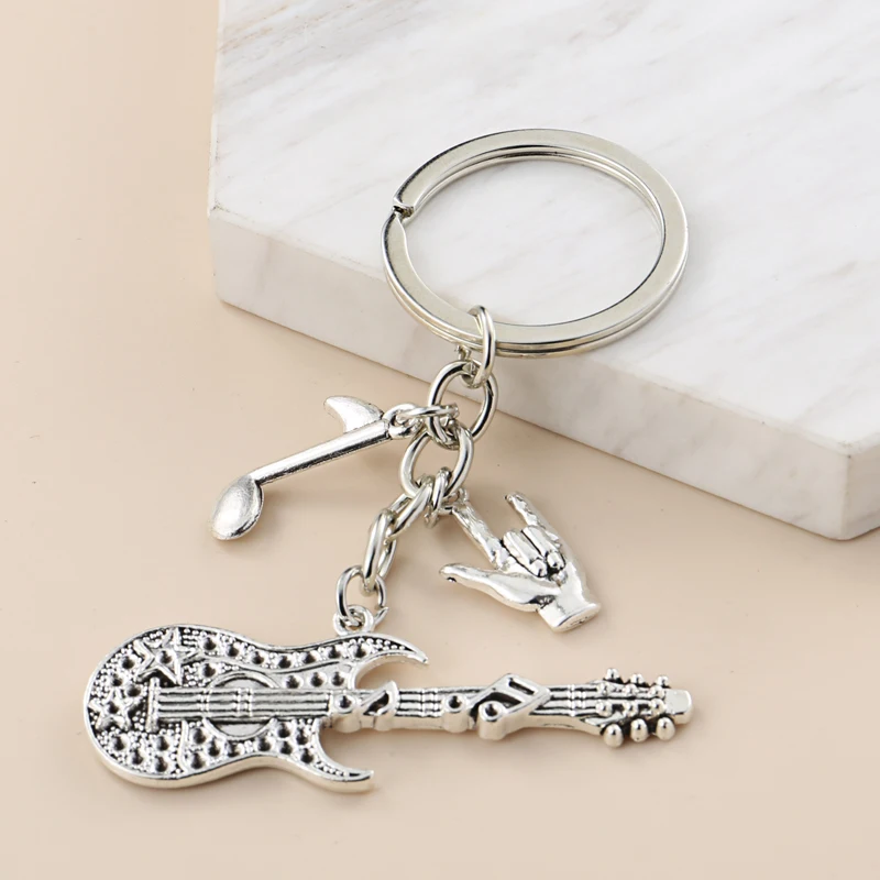 Брелок для ключей с музыкальными нотами гитарой надписью I Love You | Украшения и