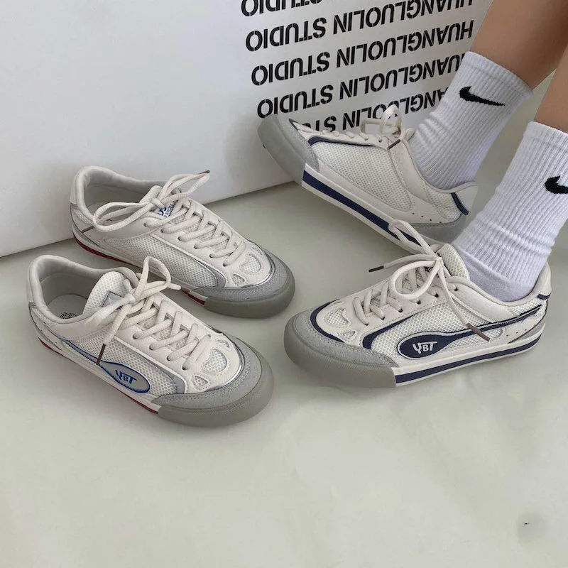 

New Classics Skateboard Shoes Fashion Sneakers Women Shoes Casual Loafers Woman Flats Low Cut Air Mesh Ladies Flat High Quality