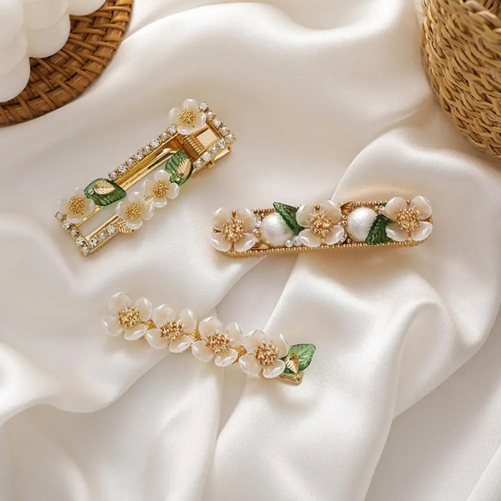 

Alloy Hair Clip Rhinestone Flower Decor Imitation Pearl Duck Bill Clip for Party