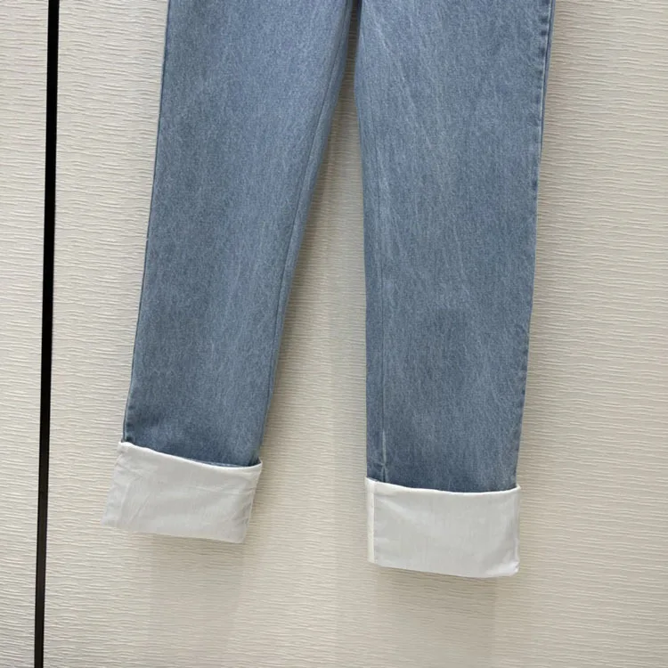 Женские джинсовые брюки синие с высокой талией прямые отворотом мультяшной