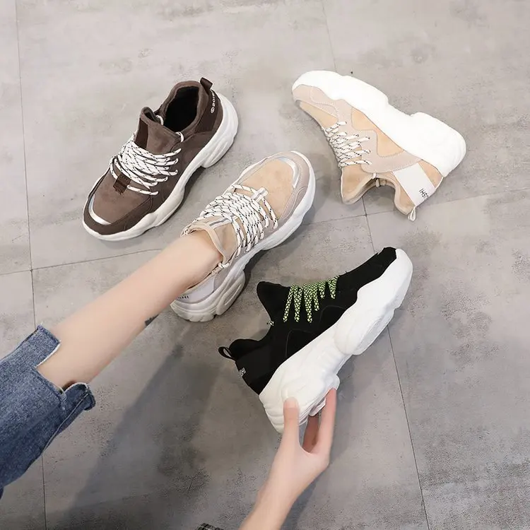 Женские кроссовки на плоской подошве Модные дышащие шнурках весну и осень