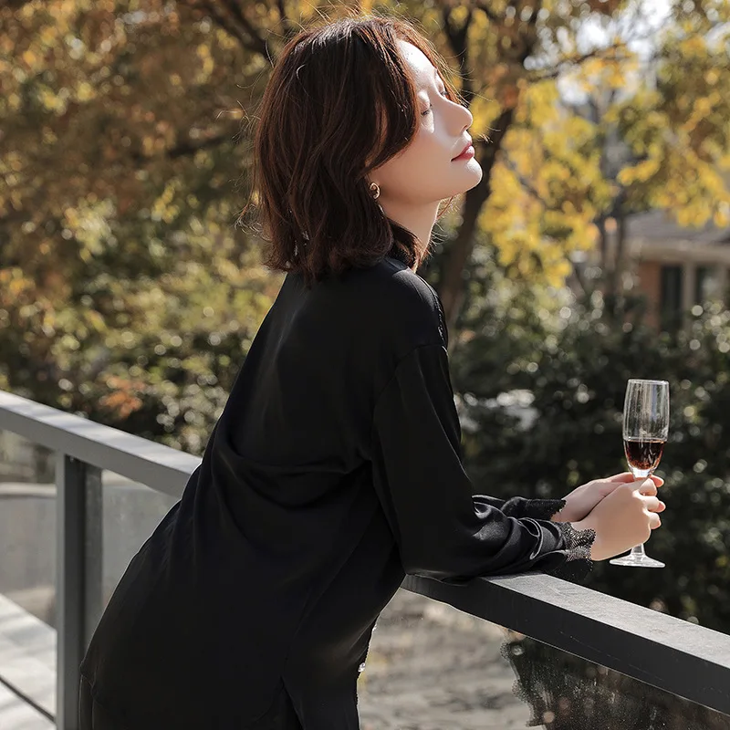 Пижамный комплект женский из искусственного шелка 2 предметов удобная ночная