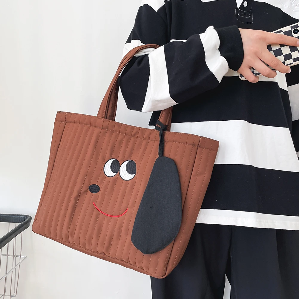 

Сумка-тоут стеганая на плечо для ноутбука, с мультяшным принтом