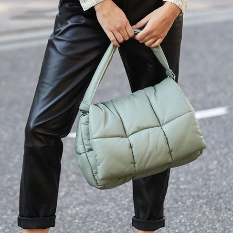 2021 Checkerboard Plaid Designer Shoulder Bag for Women Soft Large Capacity Armpit Down Purses and Handbags Rhombus Envelope Bag