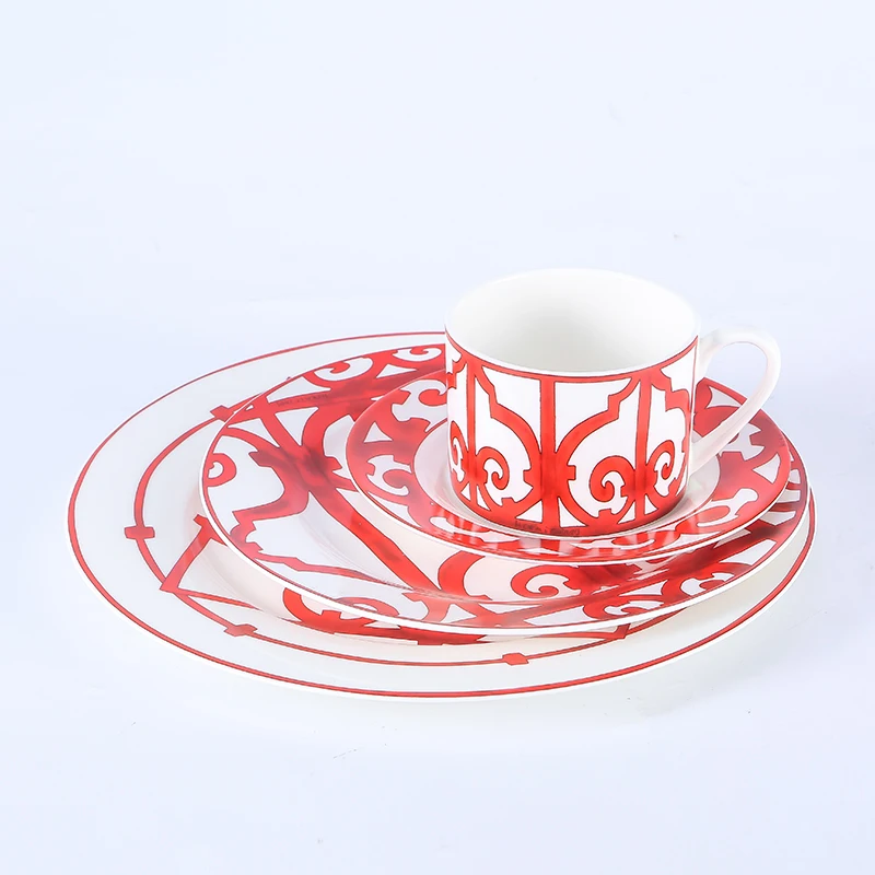 

Фарфоровые сервировочные тарелки, набор из 4 красных обеденных тарелок, персонализированная чашка для кофе, чая и блюдце, Роскошный домашни...