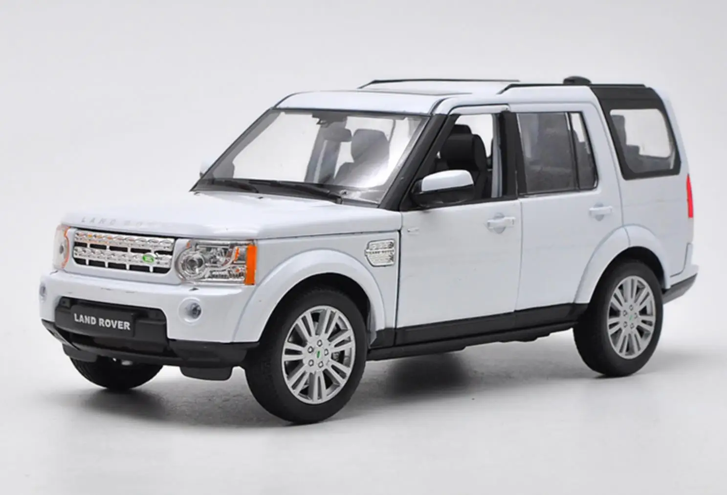 Welly 1/124 1:24 Range Rover Sport SUV внедорожник автомобиль литой Дисплей Модель игрушки на день рождения для детей мальчиков и девочек - Цвет: Discovery 4 White