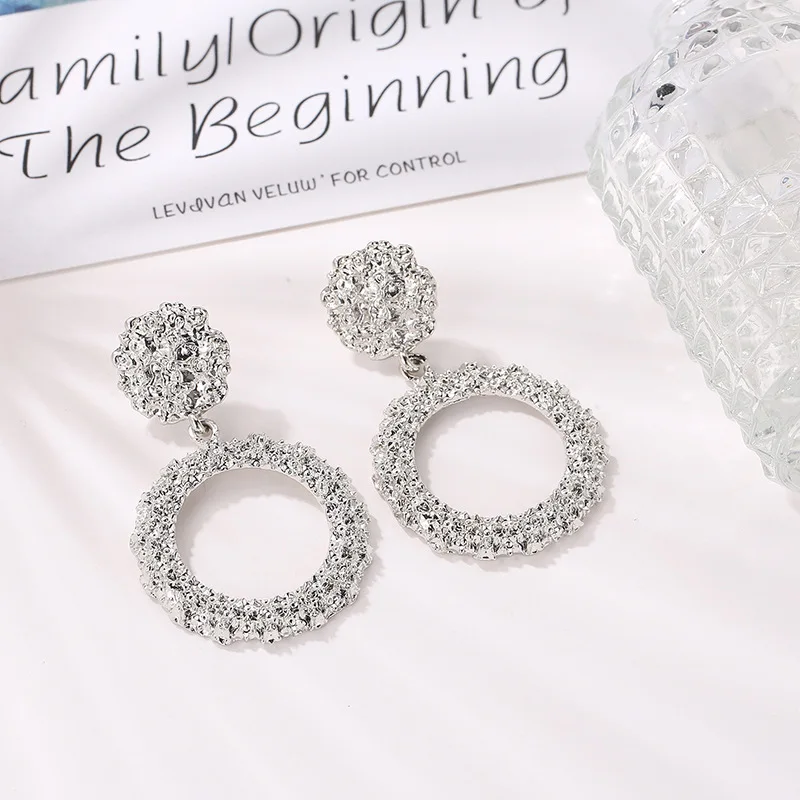 

fashion earrings new round design earrings