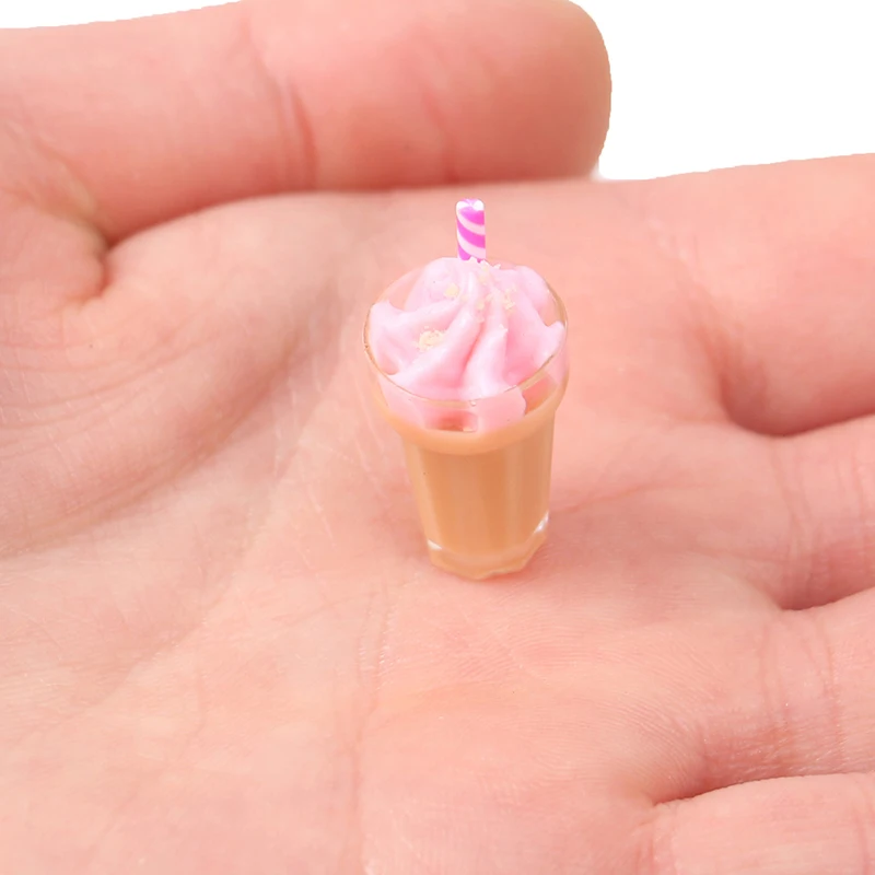 

1:12 Dollhouse Miniature Scene Model Drink Pretend Play Simulation Strawberry Milkshake Doll House Accessories Kids Toy