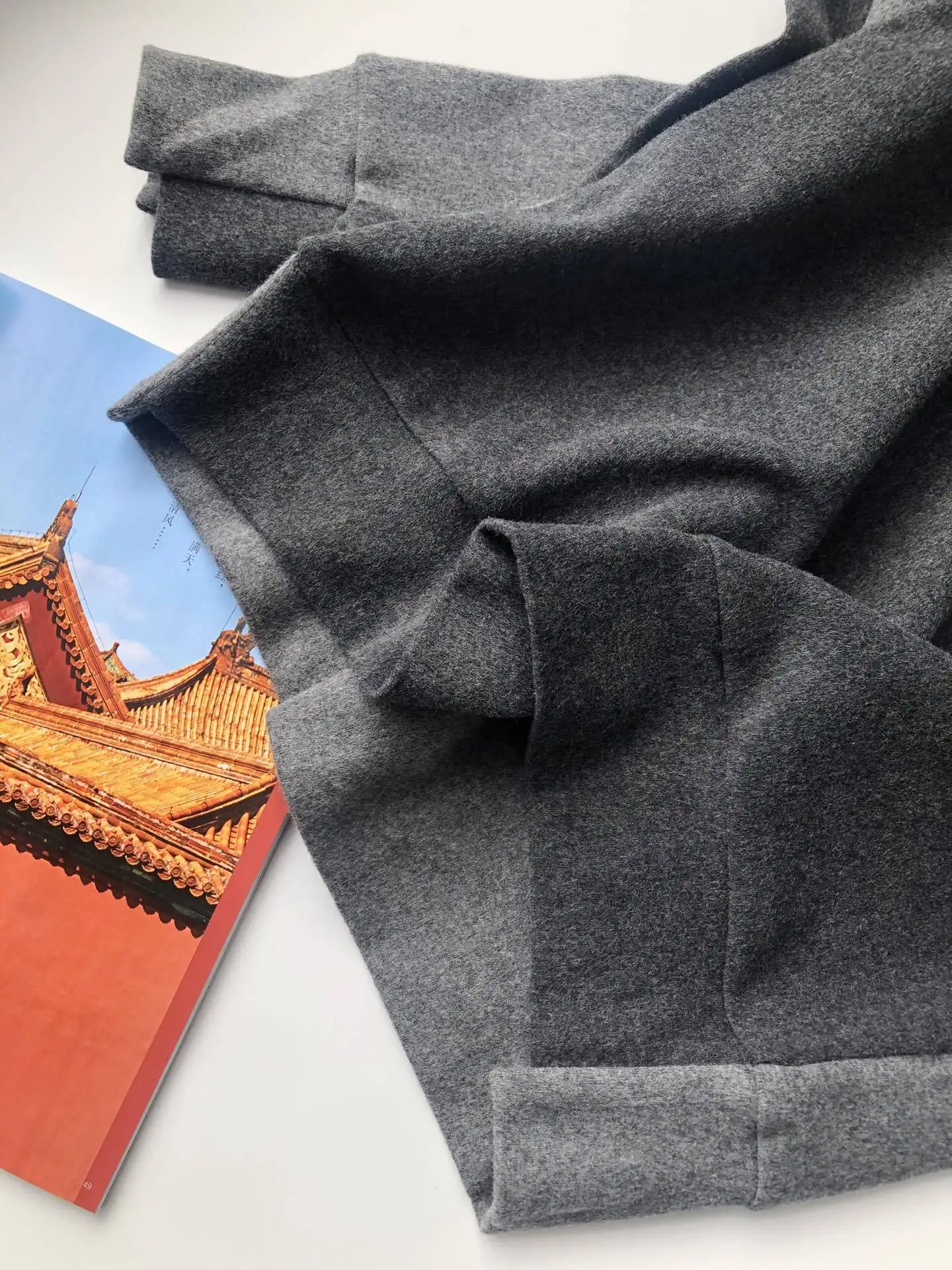 

2020 Two-tone Cotton and Cashmere Blend Hoodie Loose Hoodie